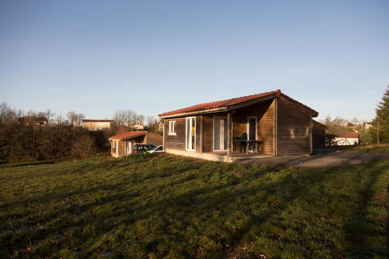 Les Chalets D Hermine Montredon-Labessonnié Exterior foto